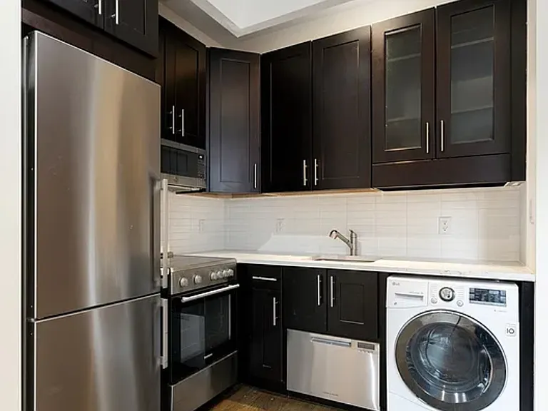 223 Mott St #7 — Photo 3