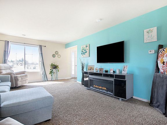 3rd image of 11688 Redberry Ct NE