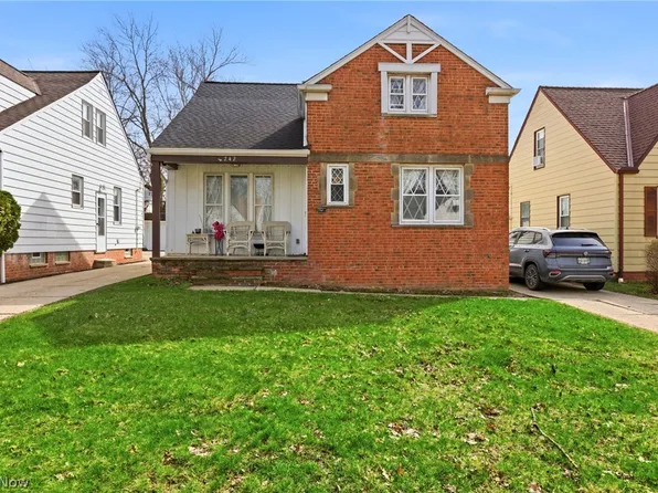 4242 Harwood Rd, South Euclid, OH 44121