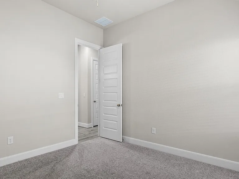 557 Tobacco Pass — Photo 14