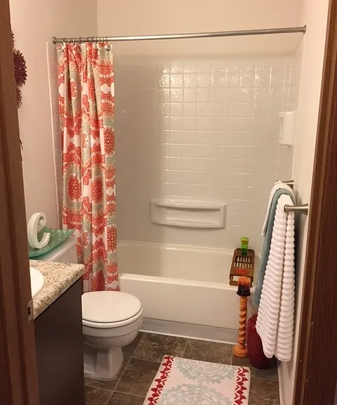 Crystal Springs Apartments — Photo 72
