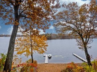 16 Grandview St, Southwick, MA 01077