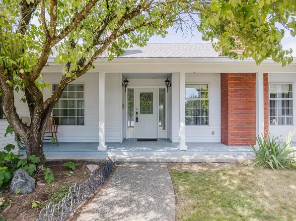 33033 Banff Pl, Abbotsford, BC V2S 7B1