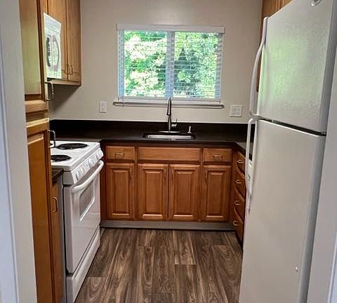 2nd image of 366 W Olive Ave APT 5