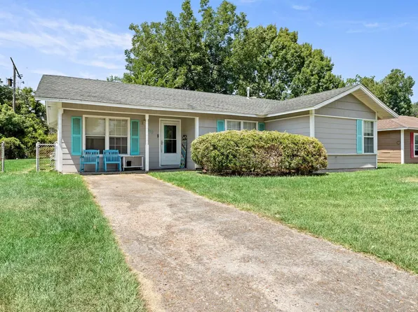 410 Bridal Wreath Ave, Orange, TX 77630