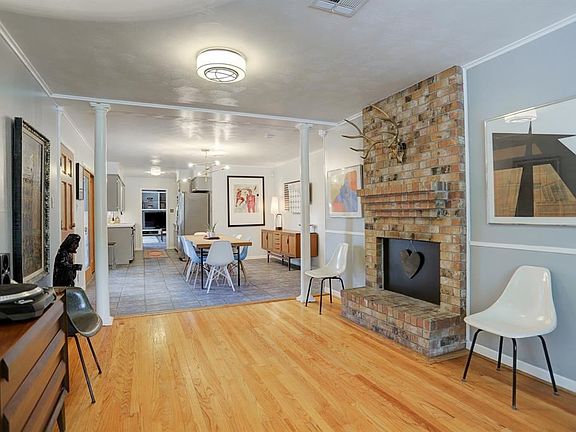 5th image of 5311 Manor Creek Ln