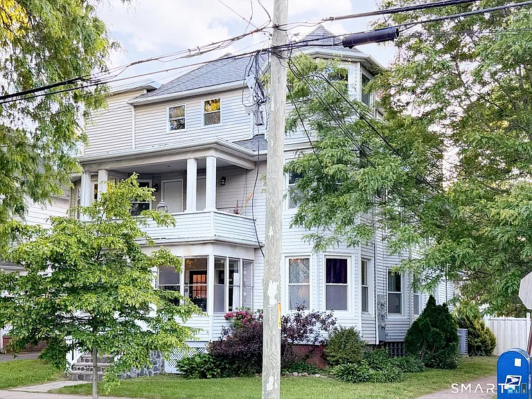 308 Alden Ave #B — Photo 3