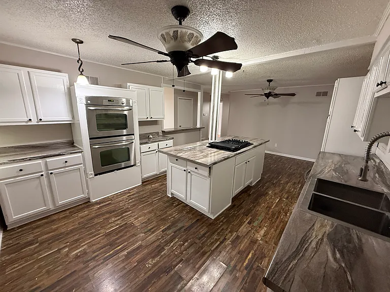 1591 Brookhaven Dr — Photo 4