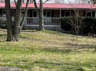 300 S Dilworth Ln, Salem, MO 65560