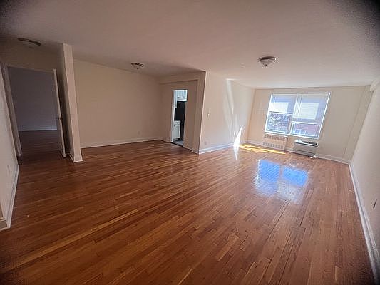 4th image of 79-25 150th St #E1