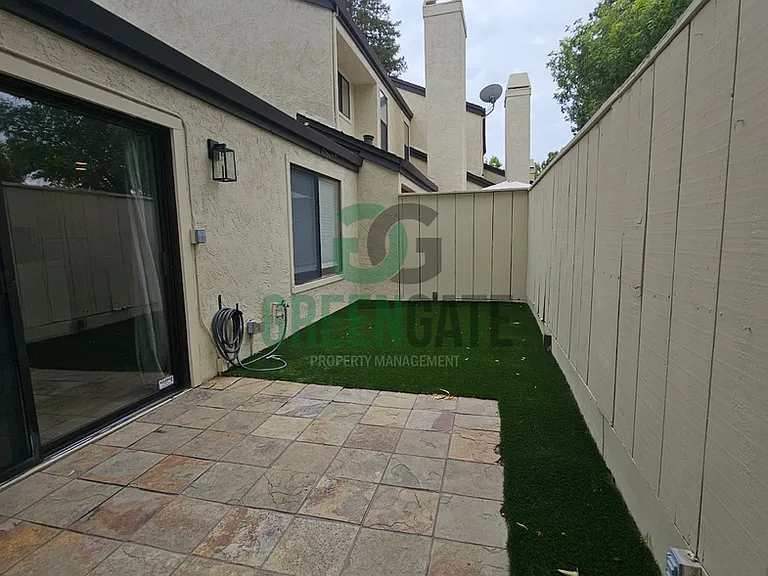 1108 Cedar Creek Dr #1 — Photo 47