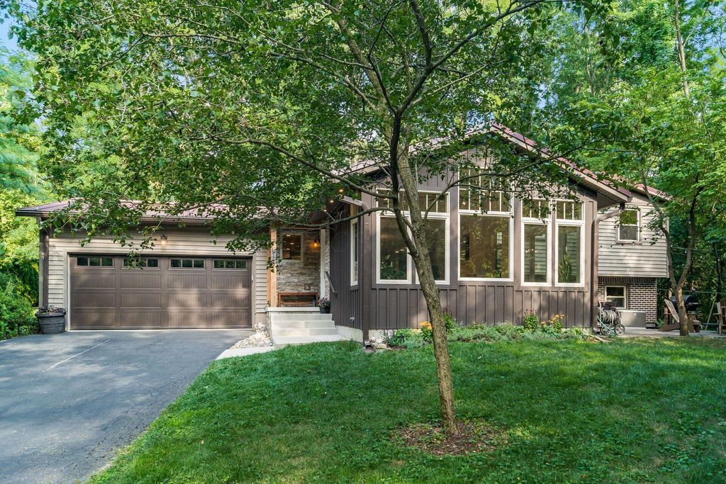 Real estate listing image