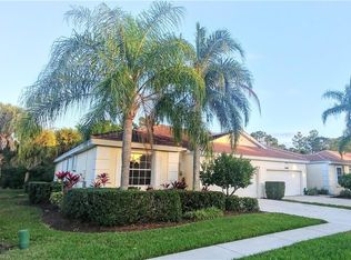 7492 Berkshire Pines Dr, Naples, FL 34104