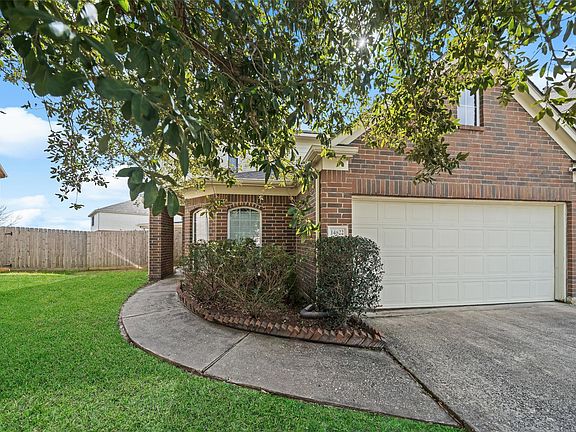 3rd image of 14822 Juniper Dale Ct