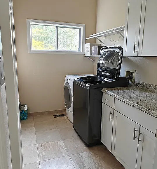 4522 Kennedy Rd NE — Photo 15