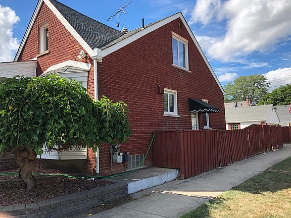 4th image of 1704 Michigan Blvd