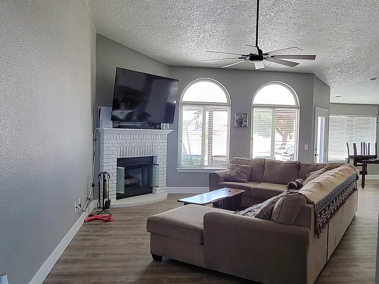 12190 Indian River Dr — Photo 14