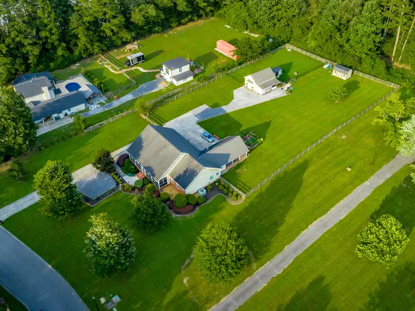1104 Morris Ln, Chattanooga, TN 37421