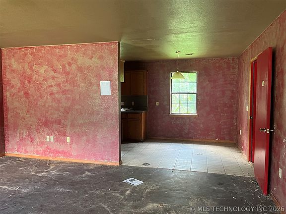 5th image of 311 David Walker Ln