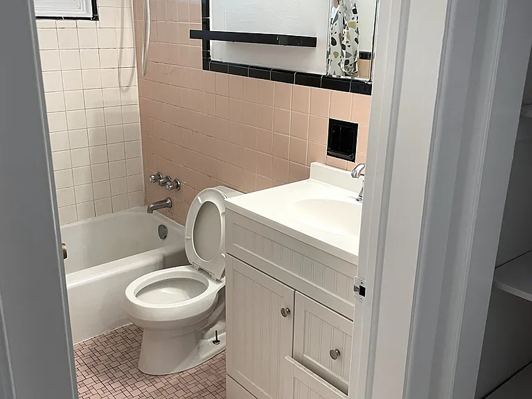 1354 Kingston Ave #2 — Photo 8