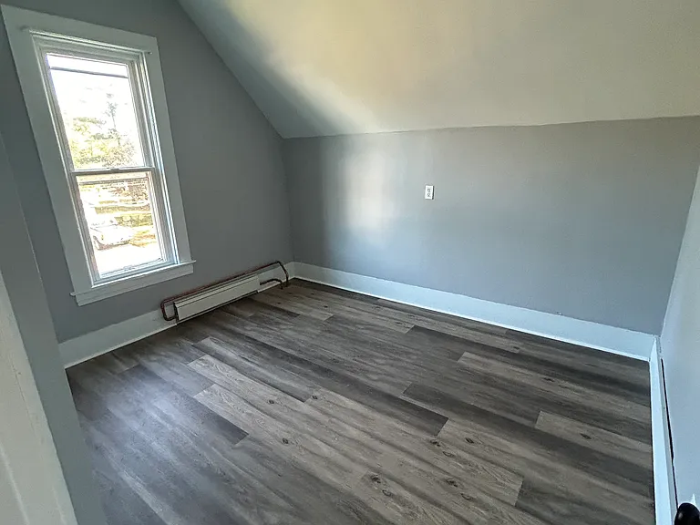 230 11th St N #1 — Photo 13