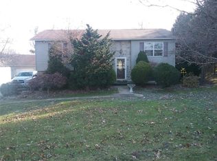 274 Hecla Rd, Mount Pleasant, PA 15666