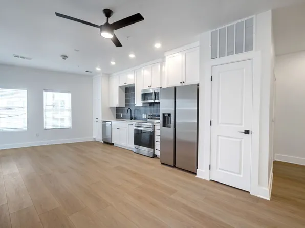 3000 Duval St #307, Austin, TX 78705