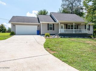 2930 Old Whites Mill Rd, Maryville, TN 37803