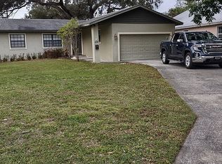 209 Mystic Lake Dr N, Saint Petersburg, FL 33702