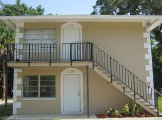 2257 Dora St, Fort Myers, FL 33901