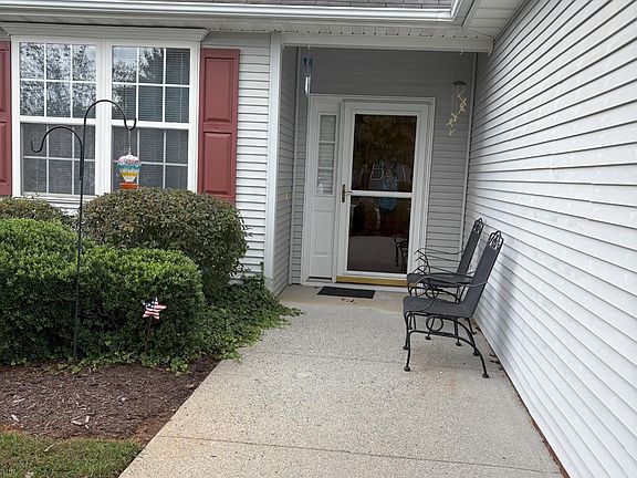 2nd image of 114 Bexley Dr