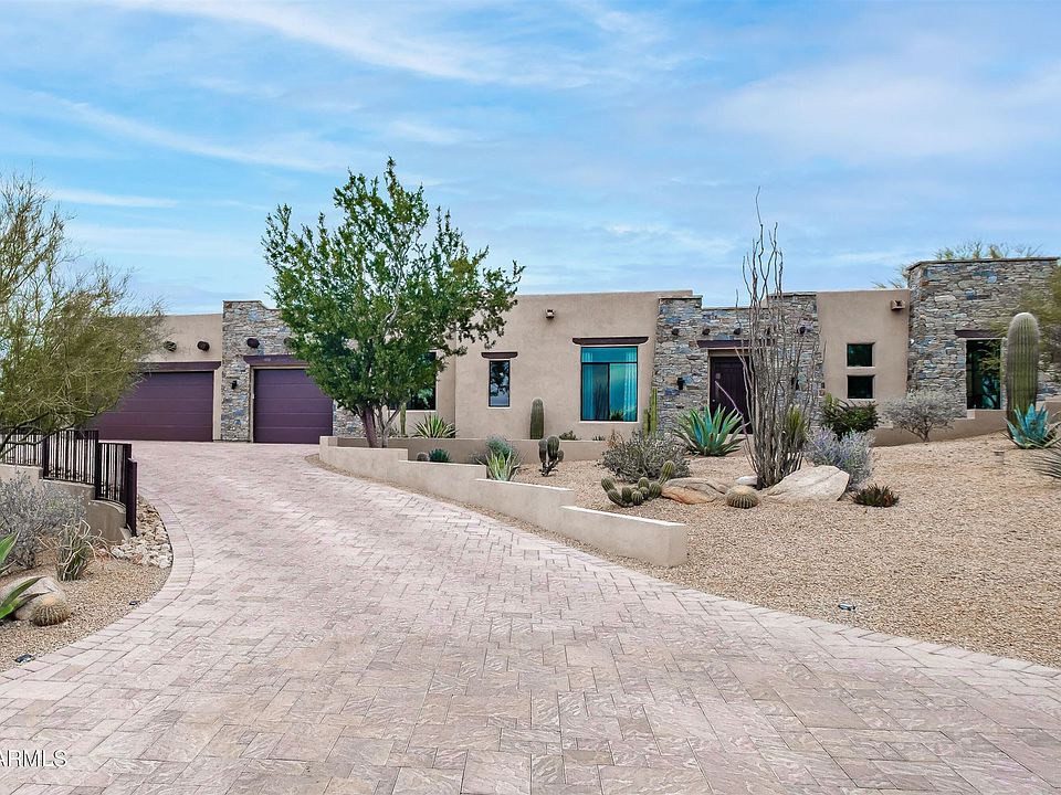 1st image of 5596 E Canyon Ridge Dr N