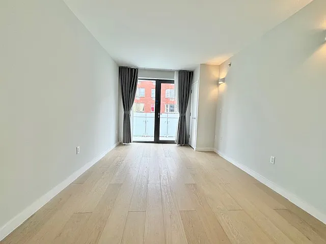 136-80 41st Ave #3D — Photo 3