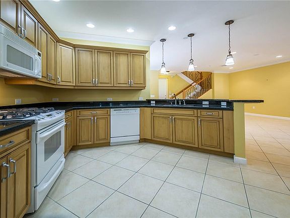 3rd image of 3020 NW 125th Avenue #10-103