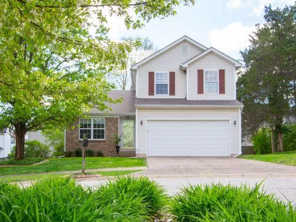 12524 Bridgetown Pl, Coldstream, KY 40245