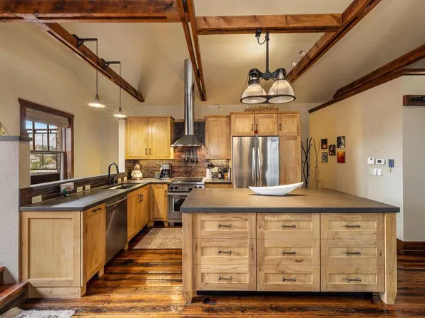 1331 North Dr Martin Luther King Jr DRIVE, Milwaukee, WI 53212