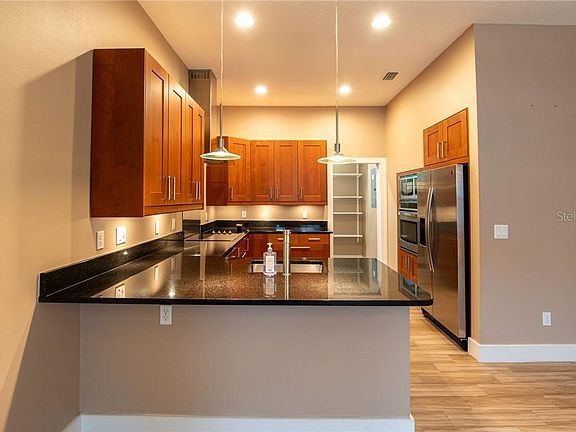 5th image of 2251 Nairn Dr