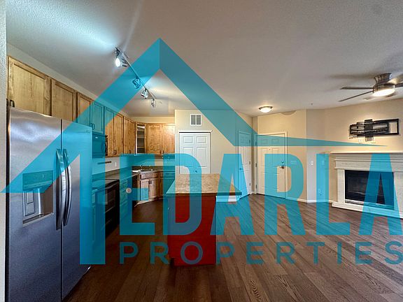 Living : Kitchen