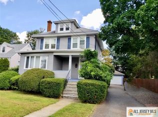 12 6th St, Edison, NJ 08837