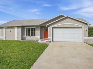 906 SW 7th Ct, Cape Coral, FL 33991