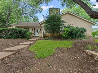 3221 Salinas Ct, Irving, TX 75062