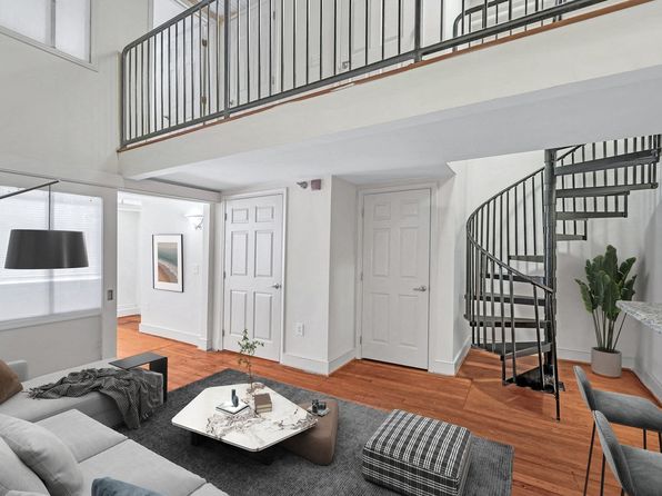 17 W Broad St APT 1B
