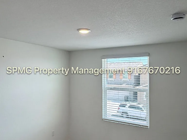 1910 Brunel St — Photo 20