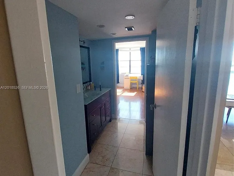2333 Brickell Ave #602 — Photo 15