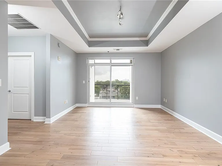 325 E Paces Ferry Rd NE #706 — Photo 10