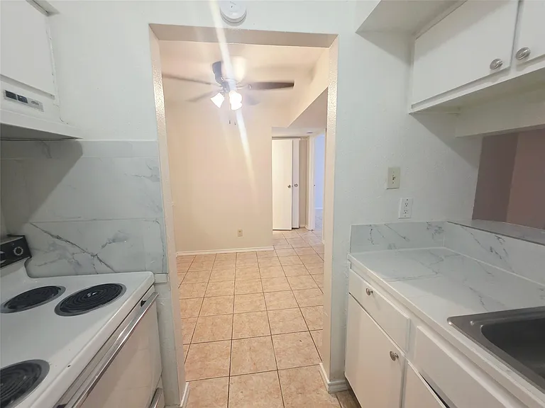 12511 Ashford Meadow Dr #C — Photo 8