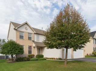 8403 Waterbury Dr, Joliet, IL 60431