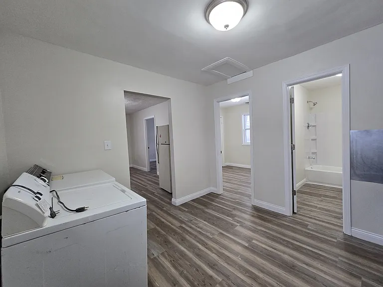 3822 Melville Ave #2 — Photo 12