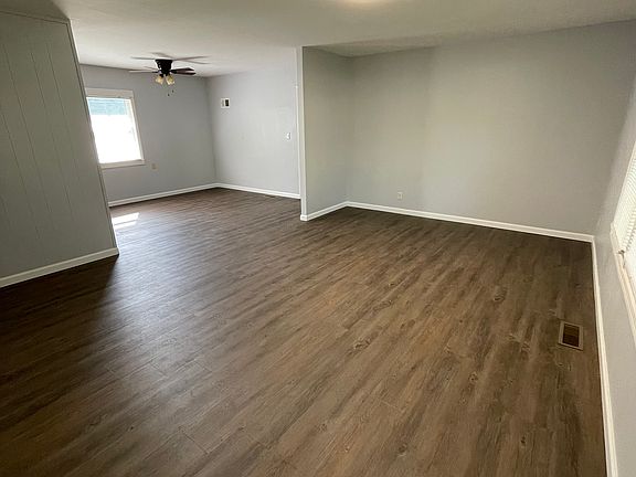 2nd image of 2215 Valley Brook Ln