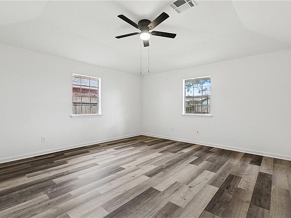 5th image of 233 Ormond Village Dr